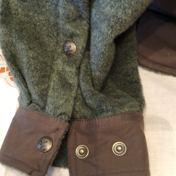 J.L. Powell Coat - Picture 3 of 7